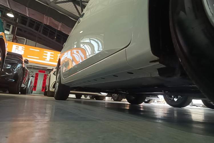 Used Nissan Sylphy 2024 Classic 1.6XL CVT Luxury Edition Right Side Sill