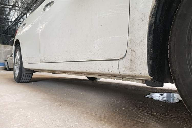 Used Nissan Sylphy 2024 Classic 1.6XE CVT Comfort Edition Right Side Sill