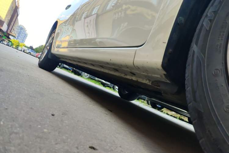 Used Nissan Sylphy 2024 Classic 1.6XL CVT Luxury Edition Right Side Sill