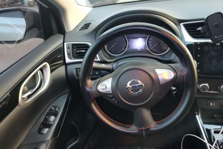 Used Nissan Sylphy 2024 Classic 1.6XL CVT Luxury Edition Steering Wheel