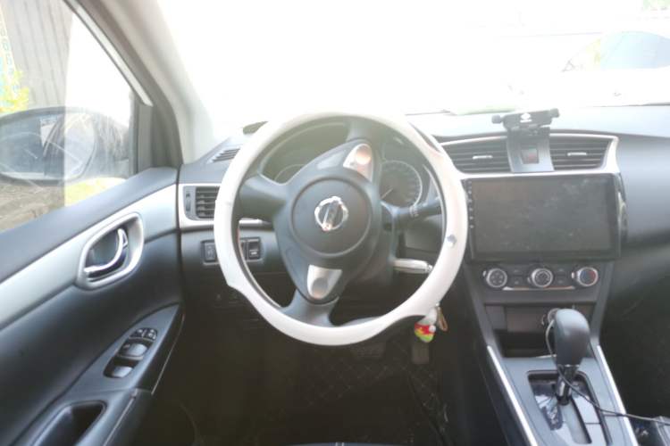 Used Nissan Sylphy 2024 Facelifted Three Classic 1.6XE CVT Comfort Edition Steering Wheel