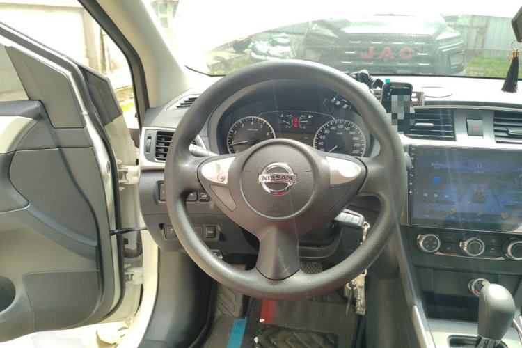 Used Nissan Sylphy 2024 Restyled Version 2 Classic 1.6XE CVT Comfort Edition Steering Wheel