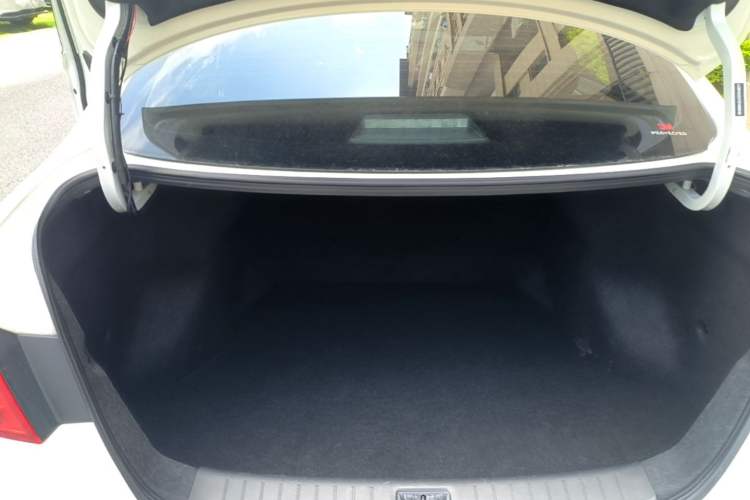 Used Nissan Sylphy 2024 Restyled Version 2 Classic 1.6XE CVT Comfort Edition Trunk