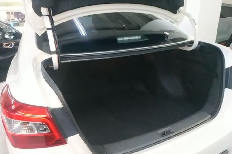 Used Nissan Sylphy 2024 Restyled Version 2 Classic 1.6XE CVT Comfort Edition Trunk