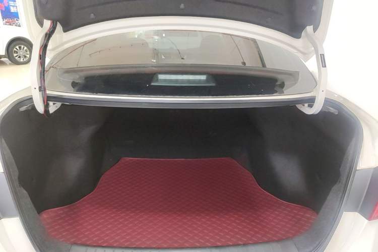 Used Nissan Sylphy 2024 Facelifted Three Classic 1.6XE CVT Comfort Edition Trunk