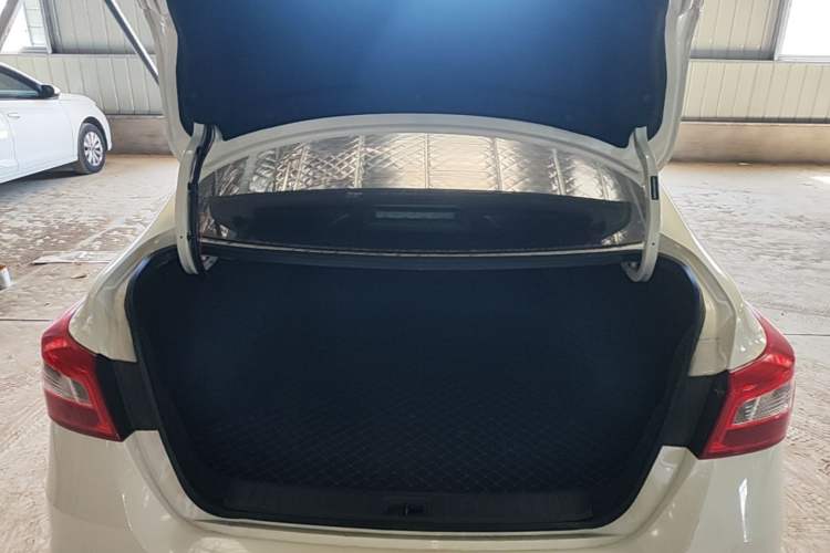 Used Nissan Sylphy 2024 Classic 1.6XE CVT Comfort Edition Trunk