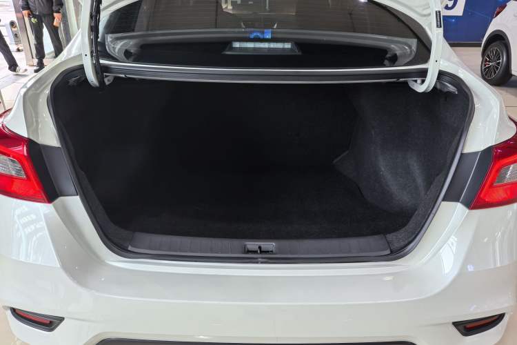 Used Nissan Sylphy 2024 Classic 1.6XE CVT Comfort Edition Trunk