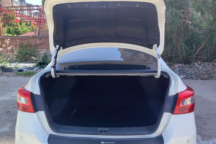 Used Nissan Sylphy 2024 Classic 1.6XE CVT Comfort Edition Trunk
