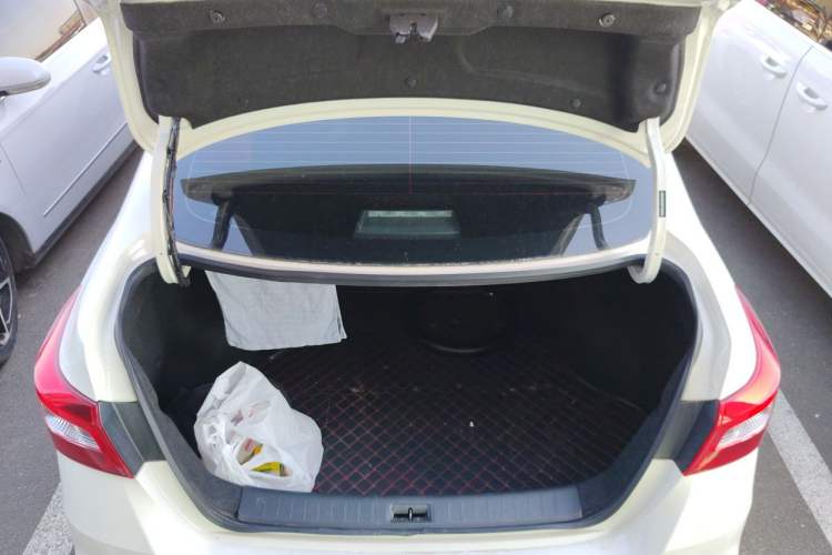 Used Nissan Sylphy 2024 Classic 1.6XE CVT Comfort Edition Trunk