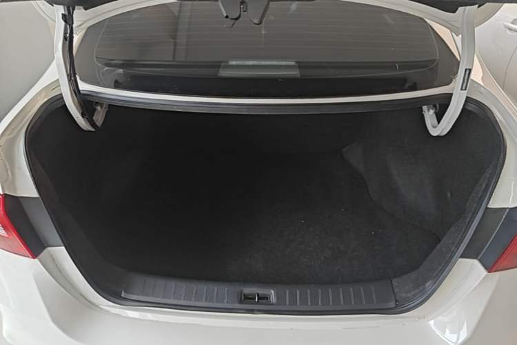 Used Nissan Sylphy 2024 Classic 1.6XE CVT Comfort Edition Trunk