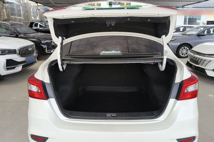 Used Nissan Sylphy 2024 Restyled Version 2 Classic 1.6XE CVT Comfort Edition Trunk