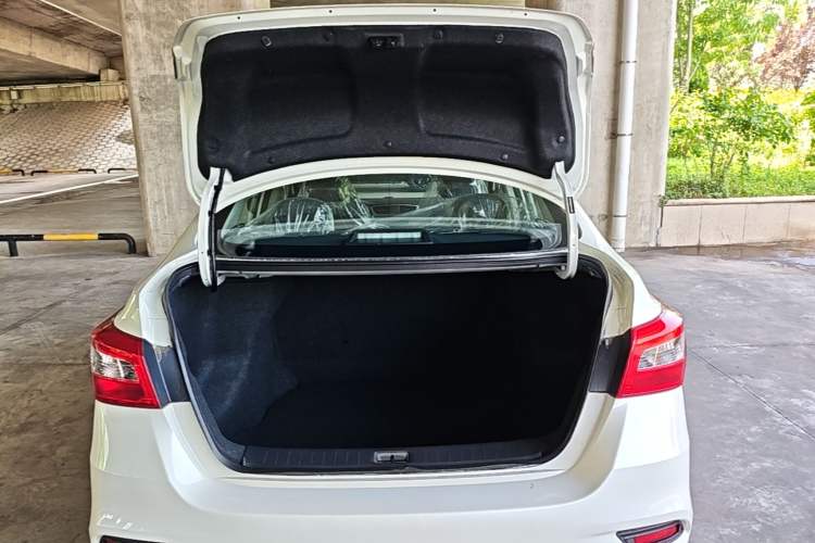 Used Nissan Sylphy 2024 Facelifted Three Classic 1.6XE CVT Comfort Edition Trunk