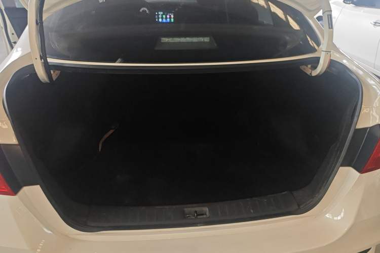 Used Nissan Sylphy 2024 Classic 1.6XE CVT Comfort Edition Trunk