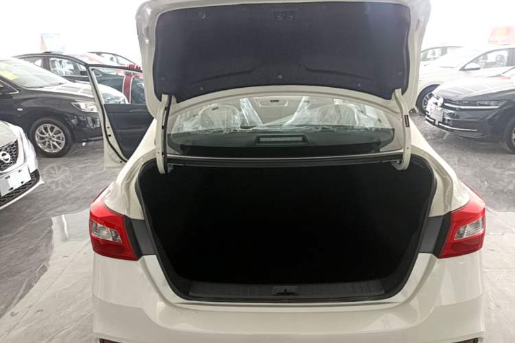 Used Nissan Sylphy 2024 Facelifted Three Classic 1.6XE CVT Comfort Edition Trunk