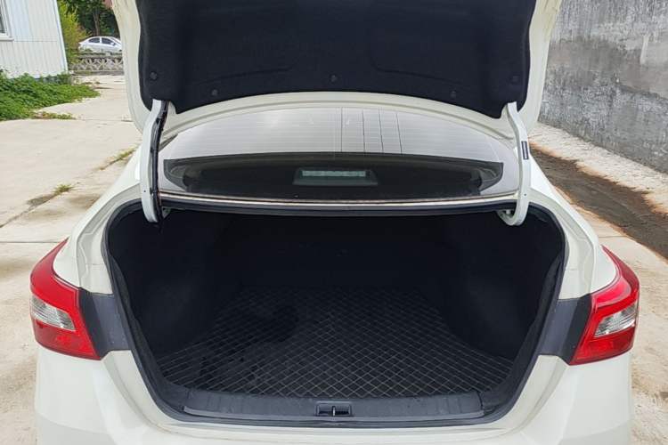 Used Nissan Sylphy 2024 Classic 1.6XE CVT Comfort Edition Trunk