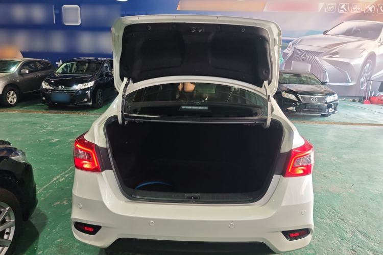 Used Nissan Sylphy 2024 Restyled Version 2 Classic 1.6XE CVT Comfort Edition Trunk