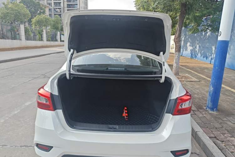Used Nissan Sylphy 2024 Facelifted Three Classic 1.6XE CVT Comfort Edition Trunk