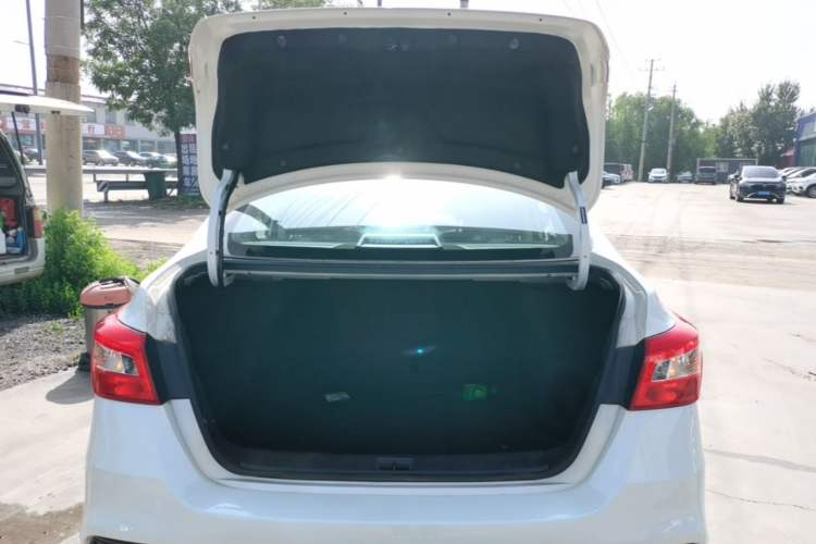 Used Nissan Sylphy 2024 Restyled Version 2 Classic 1.6XE CVT Comfort Edition Trunk