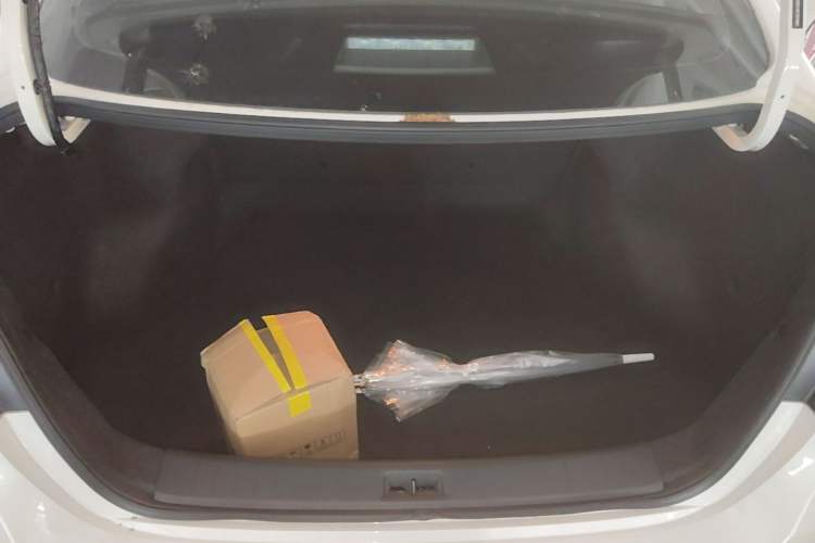 Used Nissan Sylphy 2024 Restyled Version 2 Classic 1.6XE CVT Comfort Edition Trunk