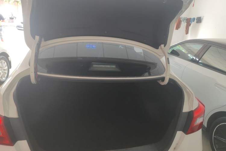 Used Nissan Sylphy 2024 Classic 1.6XE CVT Comfort Edition Trunk