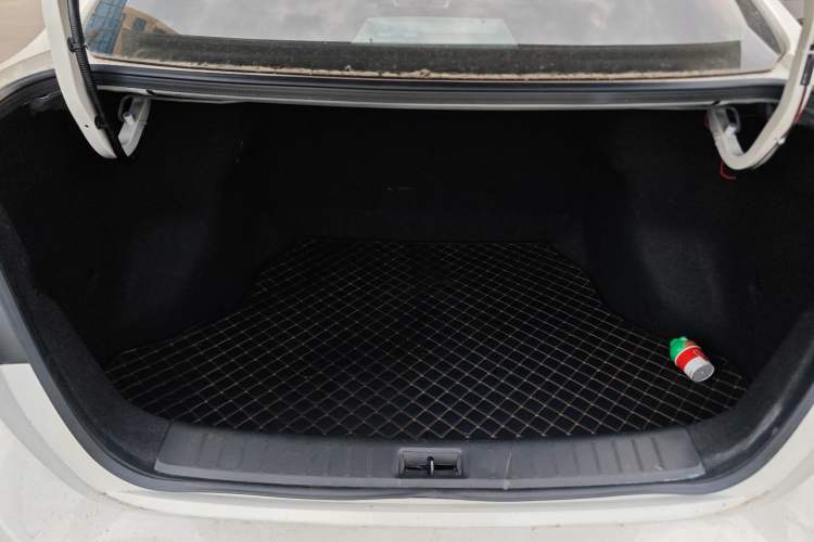 Used Nissan Sylphy 2024 Revised Version Classic 1.6XE CVT Comfort Edition Trunk