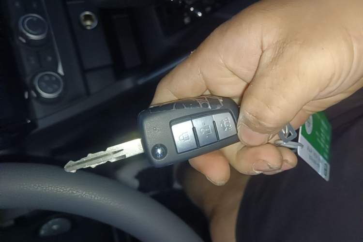 Used Nissan Sylphy 2024 Classic 1.6XE CVT Comfort Edition Vehicle Key