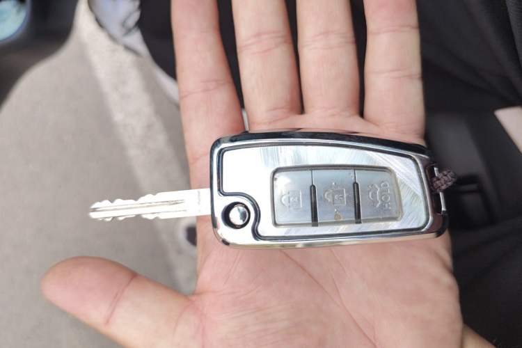 Used Nissan Sylphy 2024 Classic 1.6XE CVT Comfort Edition Vehicle Key