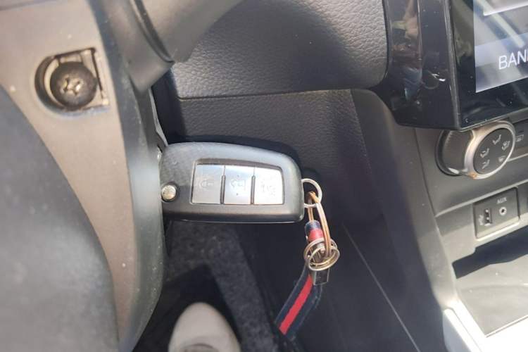Used Nissan Sylphy 2024 Classic 1.6XE CVT Comfort Edition Vehicle Key