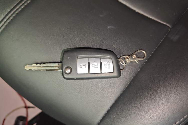 Used Nissan Sylphy 2024 Restyled Version 2 Classic 1.6XE CVT Comfort Edition Vehicle Key
