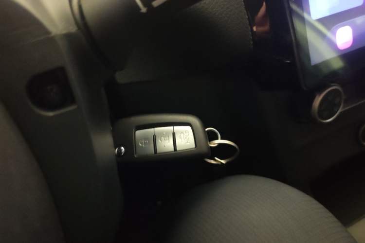 Used Nissan Sylphy 2024 Restyled Version 2 Classic 1.6XE CVT Comfort Edition Vehicle Key