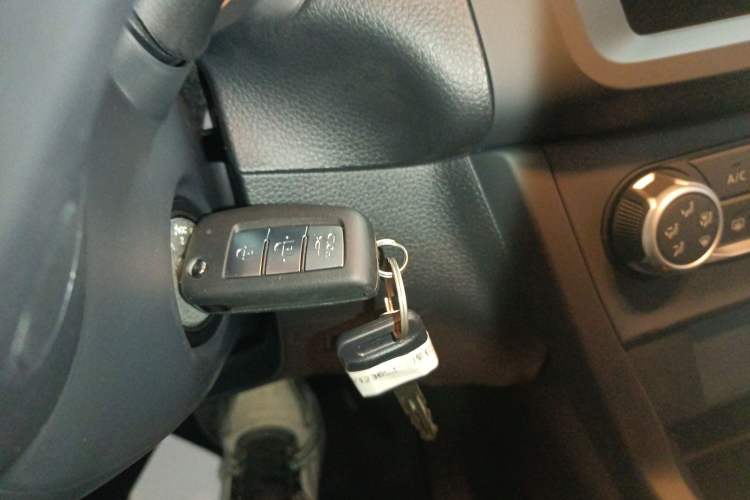 Used Nissan Sylphy 2024 Facelifted Three Classic 1.6XE CVT Comfort Edition Vehicle Key