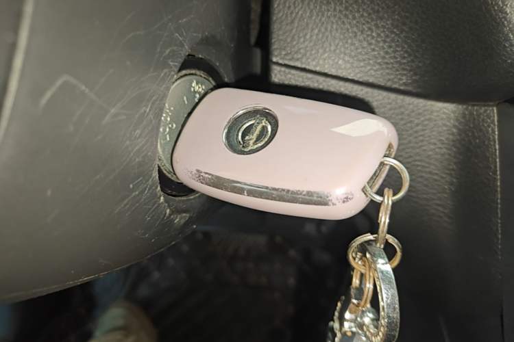 Used Nissan Sylphy 2024 Classic 1.6XE CVT Comfort Edition Vehicle Key