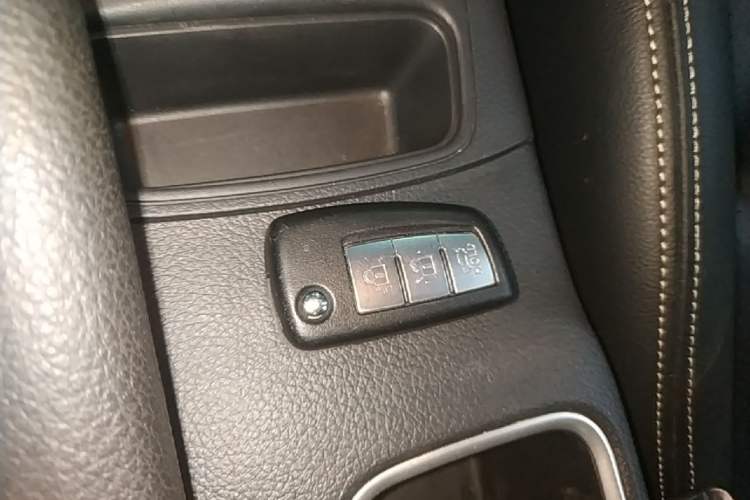 Used Nissan Sylphy 2024 Revised Version Classic 1.6XE CVT Comfort Edition Vehicle Key