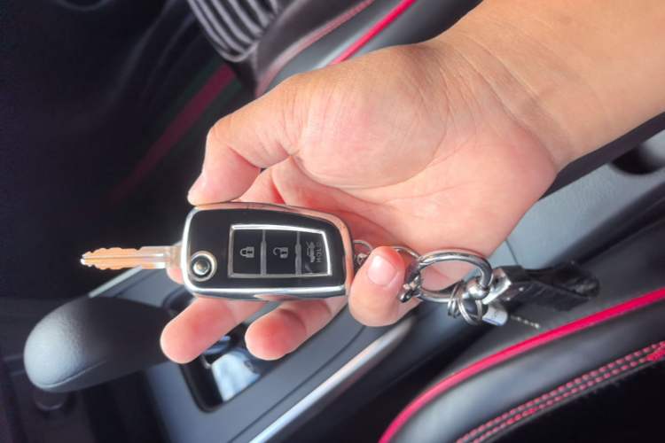 Used Nissan Sylphy 2024 Facelifted Three Classic 1.6XE CVT Comfort Edition Vehicle Key