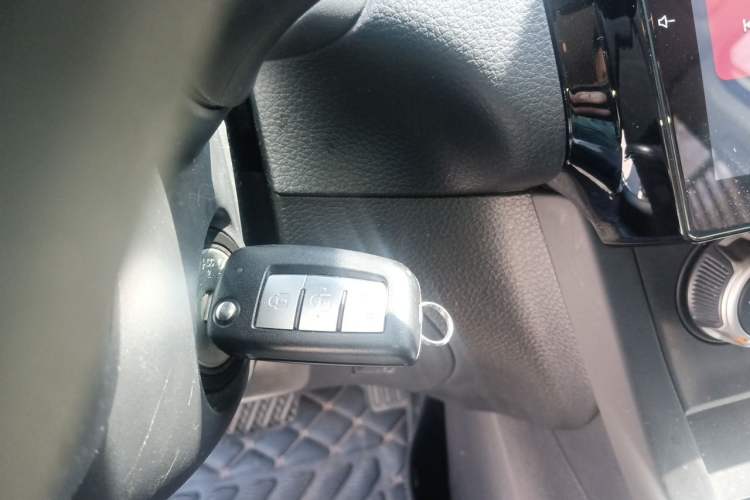 Used Nissan Sylphy 2024 Classic 1.6XE CVT Comfort Edition Vehicle Key