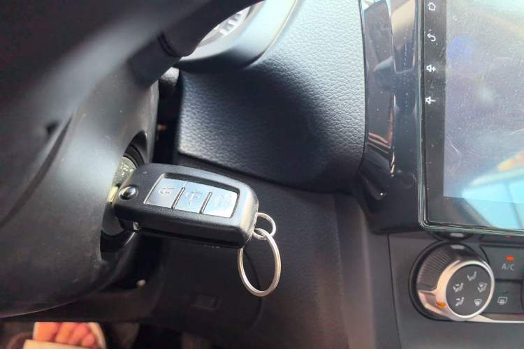 Used Nissan Sylphy 2024 Classic 1.6XE CVT Comfort Edition Vehicle Key
