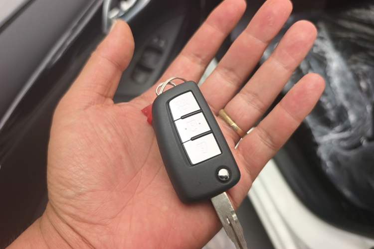 Used Nissan Sylphy 2024 Facelifted Three Classic 1.6XE CVT Comfort Edition Vehicle Key