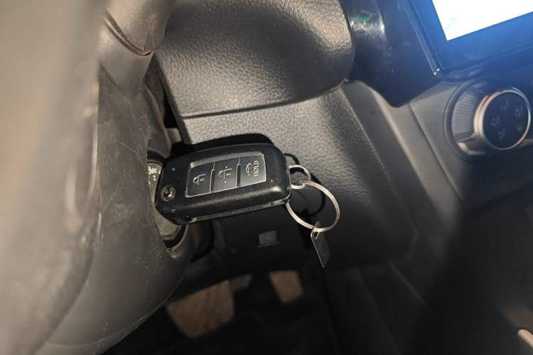 Used Nissan Sylphy 2024 Classic 1.6XE CVT Comfort Edition Vehicle Key