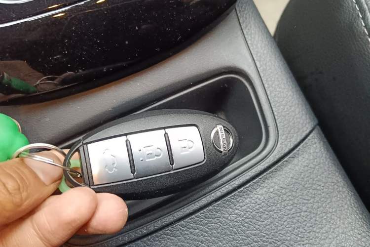 Used Nissan Sylphy 2024 Classic 1.6XV CVT Luxury Edition Vehicle Key