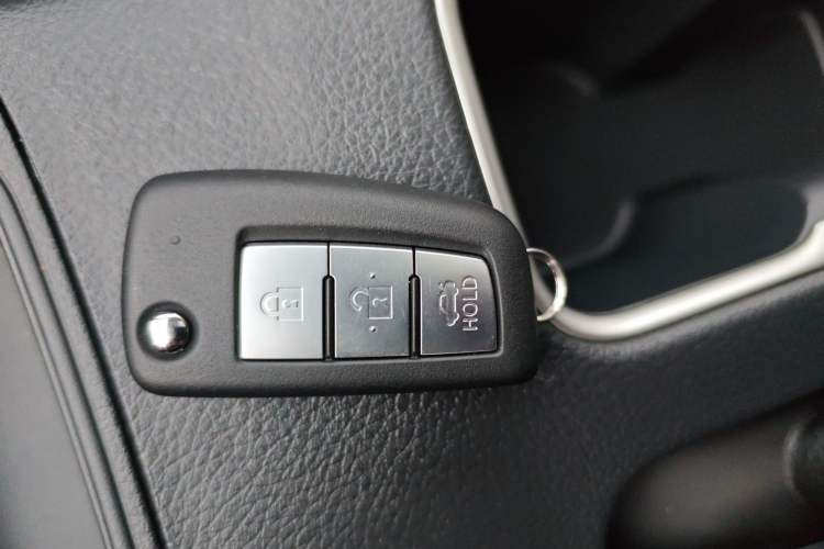Used Nissan Sylphy 2024 Facelifted Three Classic 1.6XE CVT Comfort Edition Vehicle Key