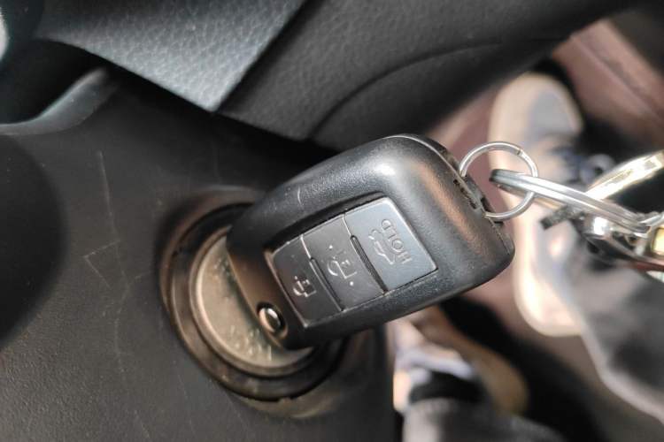 Used Nissan Sylphy 2024 Classic 1.6XE CVT Comfort Edition Vehicle Key
