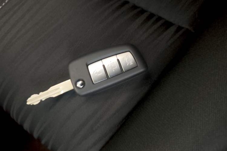 Used Nissan Sylphy 2024 Facelifted Three Classic 1.6XE CVT Comfort Edition Vehicle Key