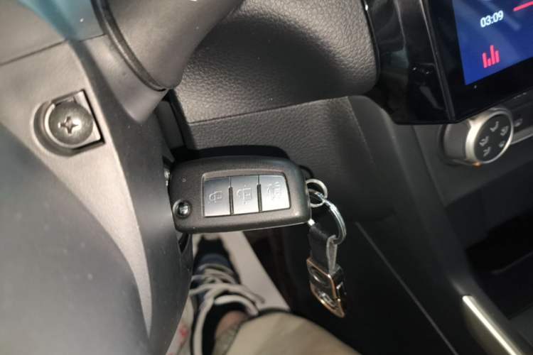 Used Nissan Sylphy 2024 Restyled Version 2 Classic 1.6XE CVT Comfort Edition Vehicle Key