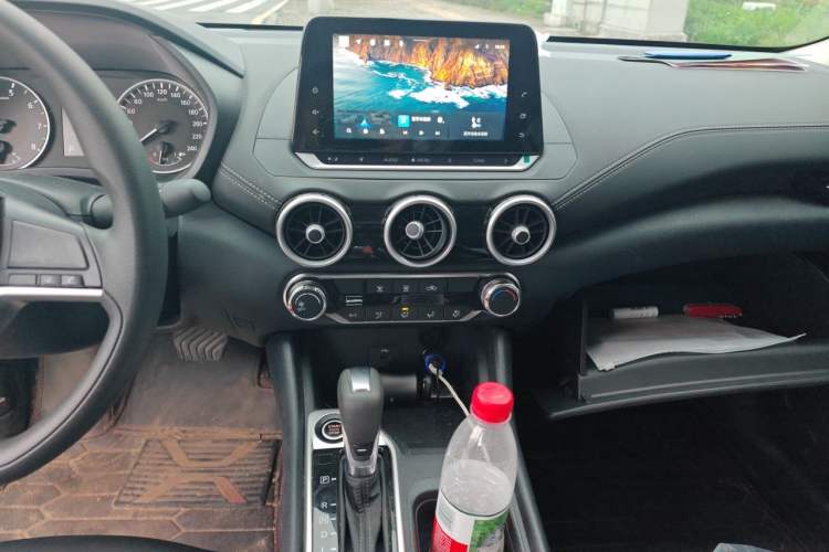 Used Nissan Sylphy 2025 1.6L CVT Genuine Edition Audio And AC Panel