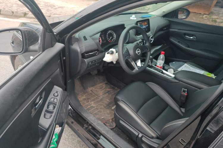 Used Nissan Sylphy 2025 1.6L CVT Genuine Edition Driver Seat