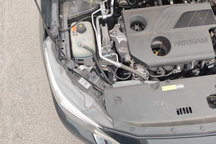 Used Nissan Sylphy 2025 1.6L CVT Genuine Edition Engine Bay Right