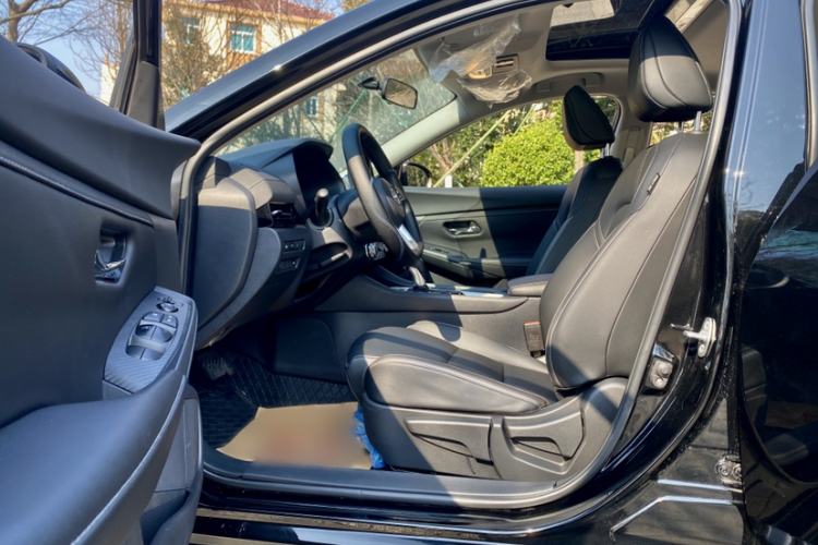 Used Nissan Sylphy 2025 1.6L CVT Genuine Edition Interior 2