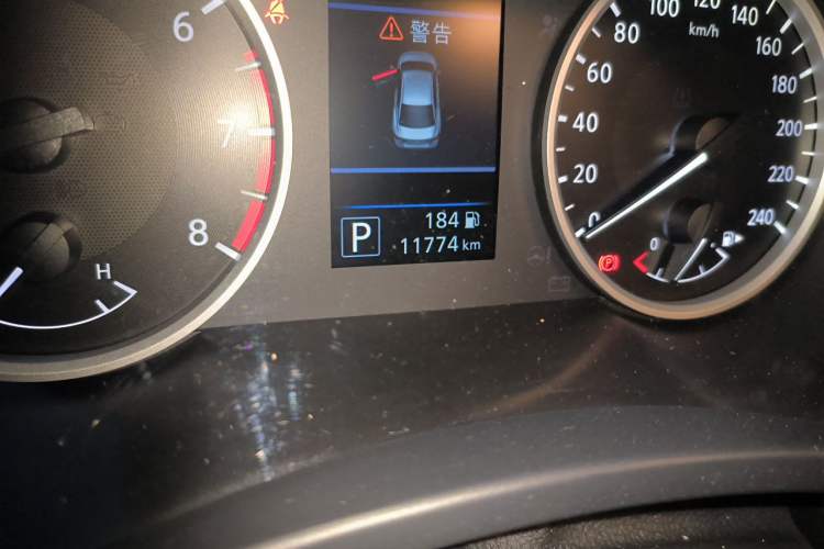 Used Nissan Sylphy 2025 1.6L CVT Genuine Edition Odometer Close Up