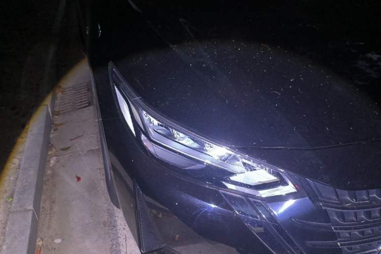 Used Nissan Sylphy 2025 1.6L CVT Genuine Edition Right Front Headlight