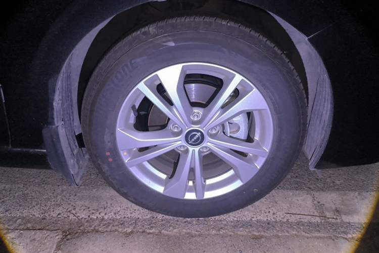 Used Nissan Sylphy 2025 1.6L CVT Genuine Edition Right Front Wheel Hub